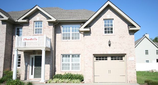2nd image of 1021 Horton Pl