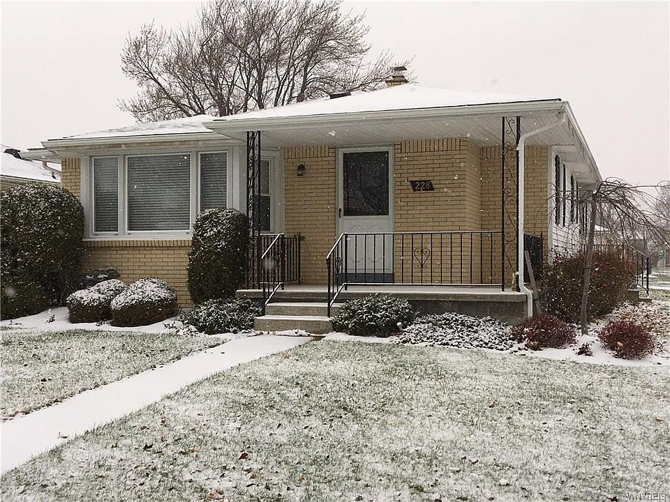 1st image of 228 Athens Blvd