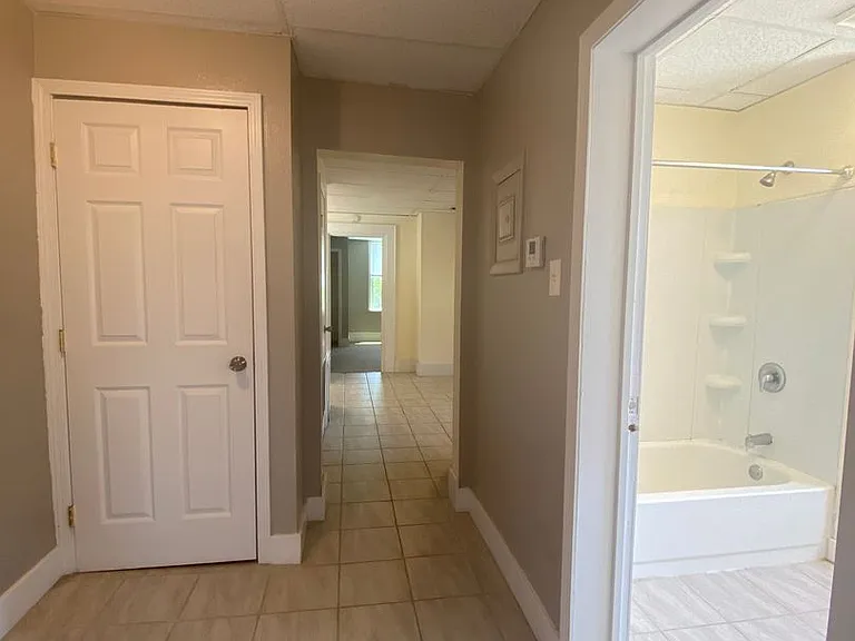2310 Arlington Ave #2 — Photo 6