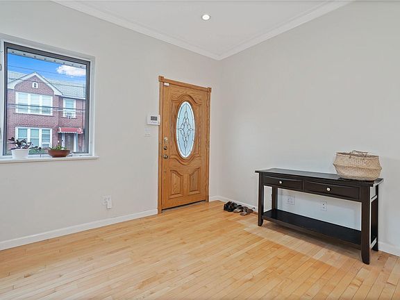 5th image of 69-30 79th St