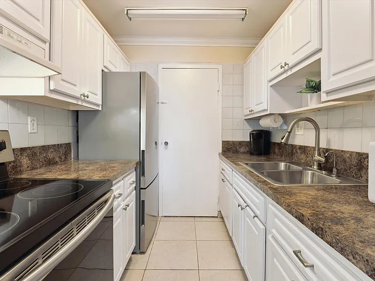 720 Orton Ave #206 — Photo 4
