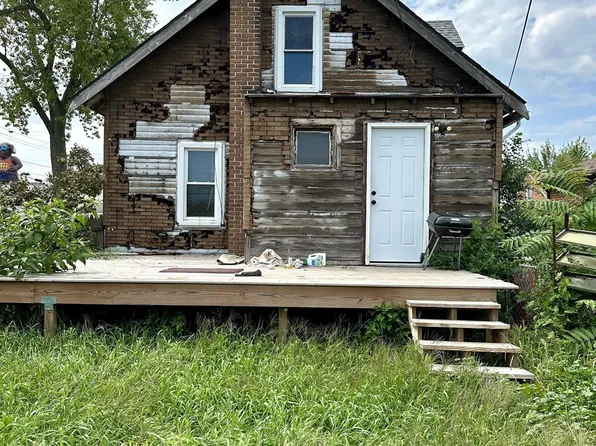 7236 Winthrop St, Detroit, MI 48228