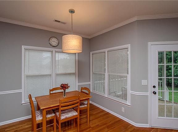 4th image of 2766 Wiltshire Ct