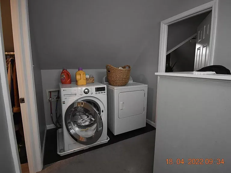 14 Kessler Pl #2 — Photo 11