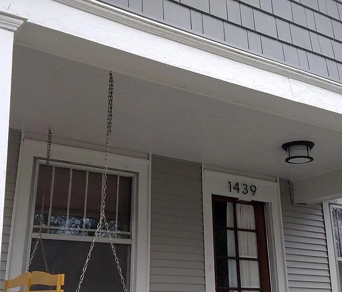 1439 N 22nd St — Photo 2