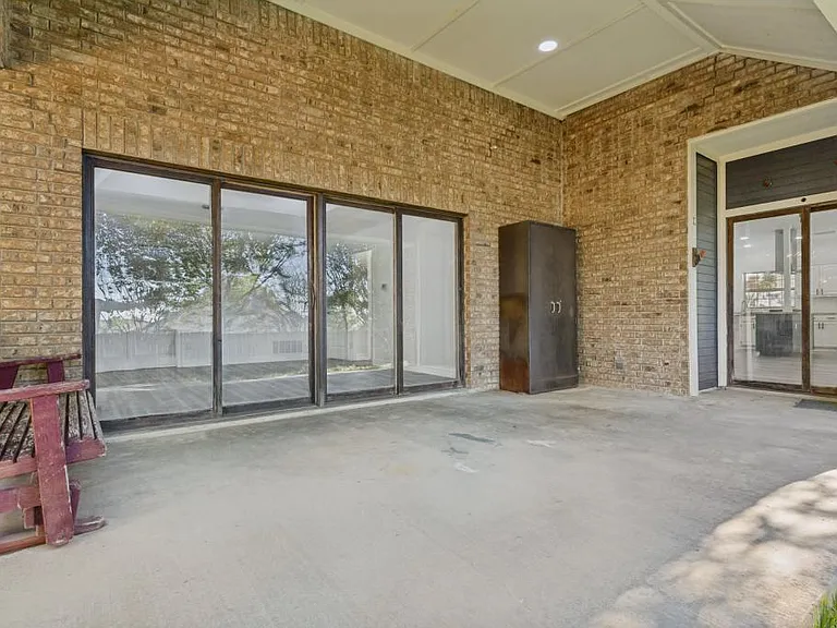 604 San Clemente Dr — Photo 24