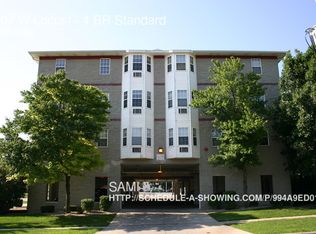 207 W Locust St APT 4, Normal, IL 61761