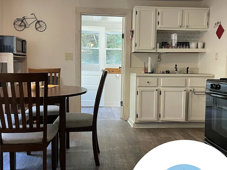 51 Emily Dr — Photo 9