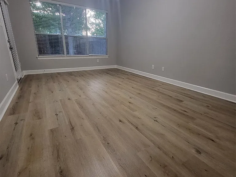 606 Admiral Bay Ln — Photo 31