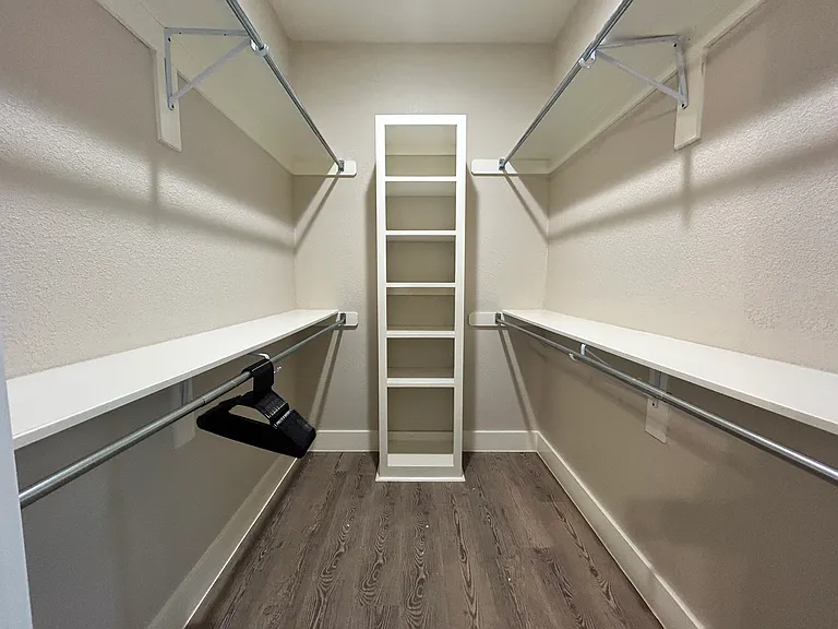 Cooper Ridge Luxury Apartment Homes — Photo 14