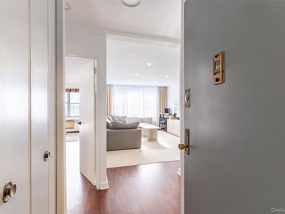 3rd image of 16 Lake Street #6G