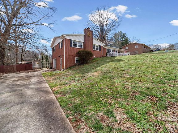 2nd image of 116 Hilltop Ave