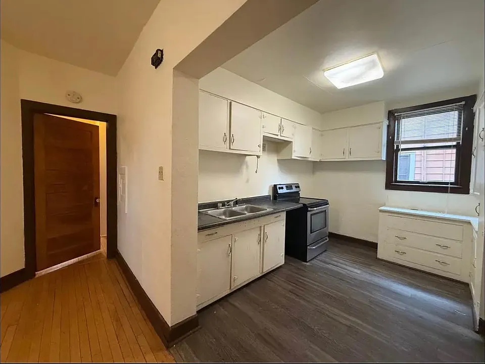 3034 W State St #3036