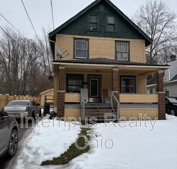 633 Cassius Ave #1 — Photo 1