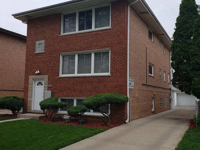 1017 S 13th Ave #4BDR — Photo 1