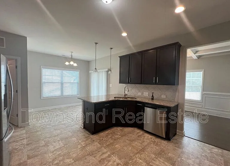 2513 Owlands Ct — Photo 7