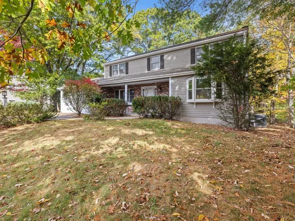163 Standish Rd, Needham, MA 02492