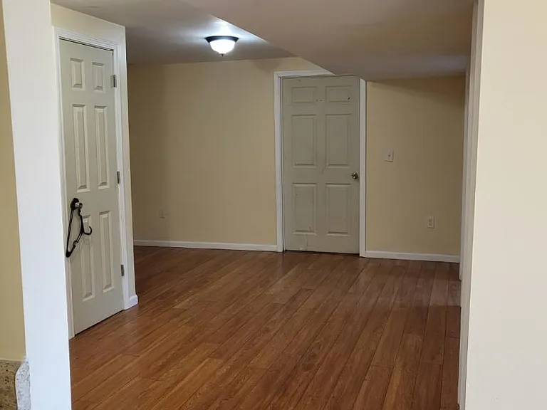 1746 Sims Ave — Photo 7