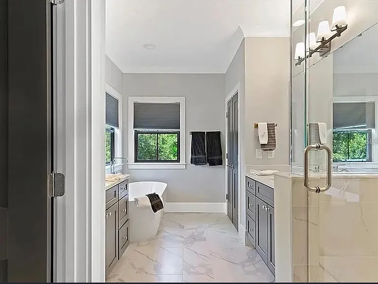 2234 Howard Dr — Photo 24
