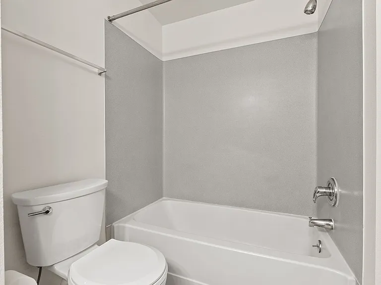 Spacious 2x2 Apartment Homes in Central Tacoma! — Photo 62