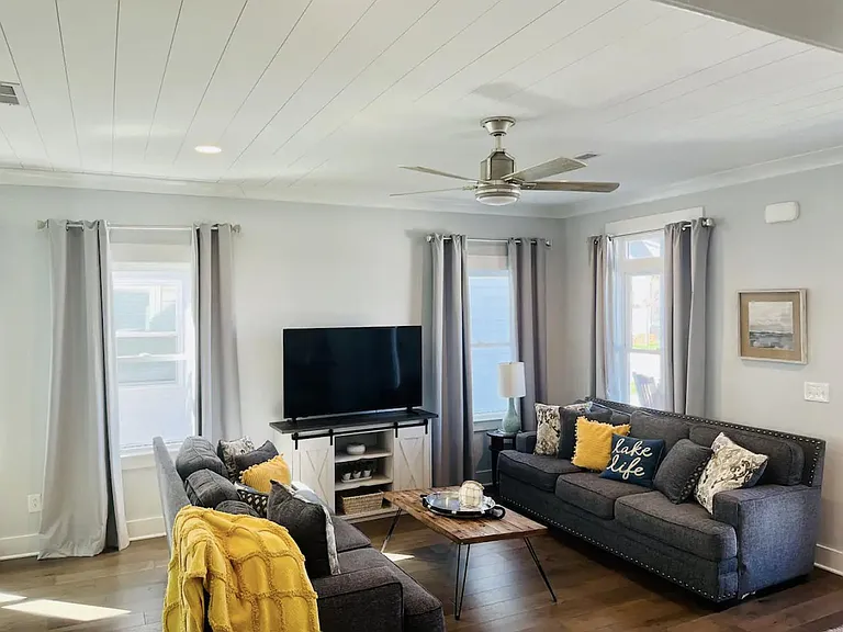 66 Suntan Ct — Photo 6
