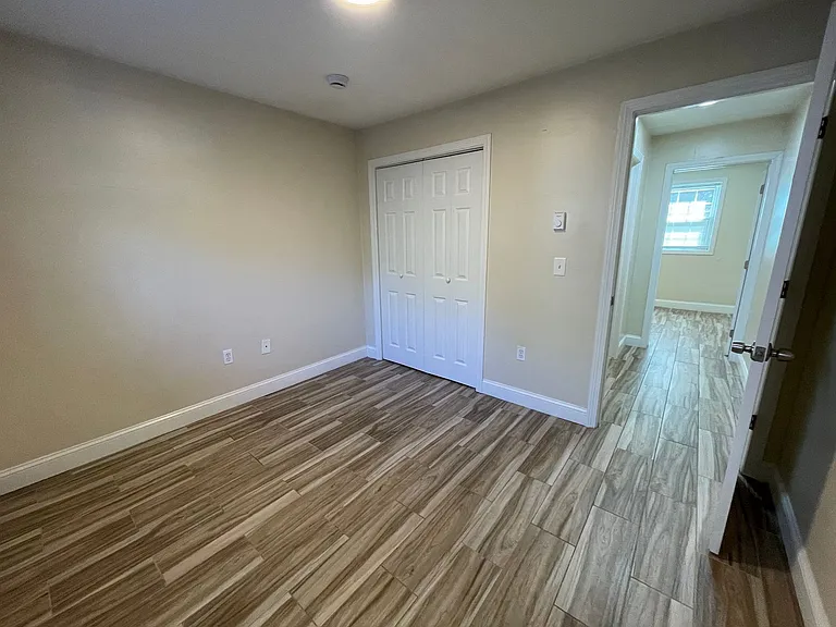 216 Beaver Dam Rd #1H — Photo 7