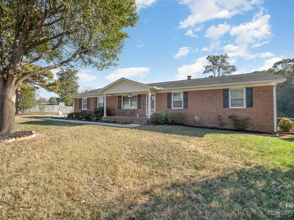 185 Pineywood St, China Grove, NC 28023
