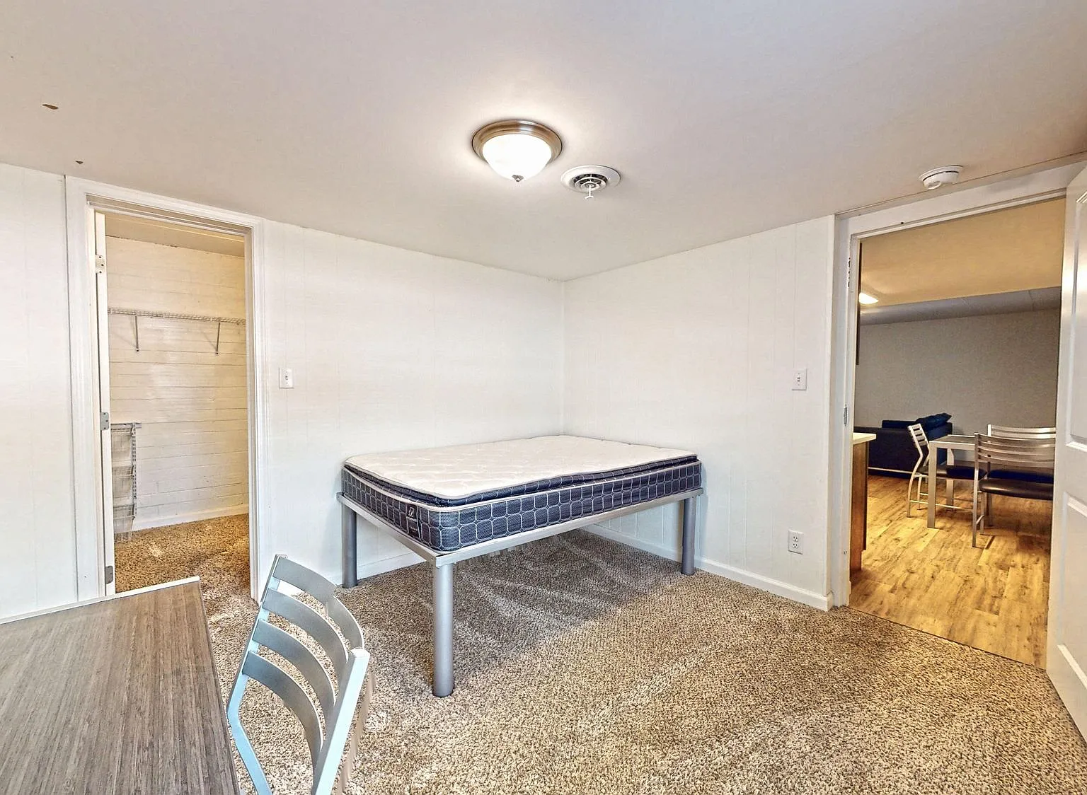 204 East Clark Street - E — Photo 2