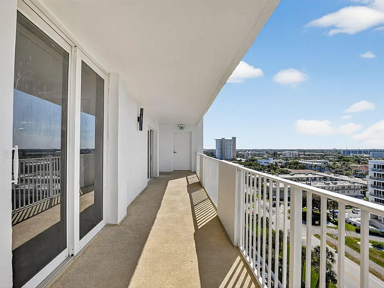 3000 S Ocean Blvd #1004 — Photo 24
