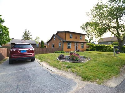 69 Dyer Ave E, Riverside, RI, 02915