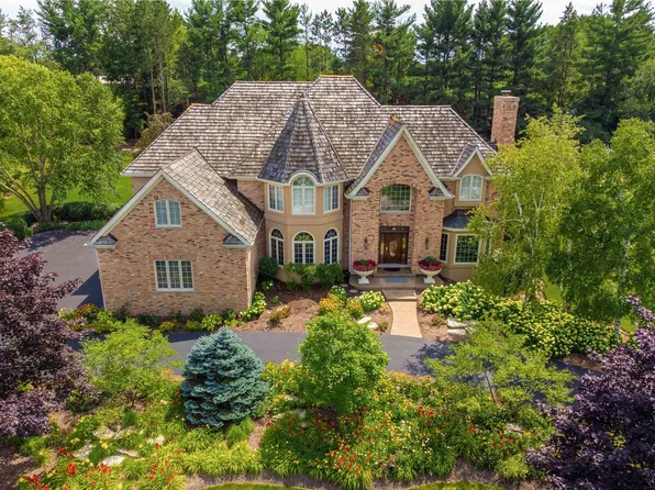 26809 W Lakeridge Dr, Lake Barrington, IL 60010