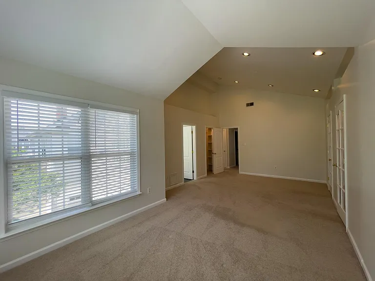 14741 Dogwood Park Ln — Photo 23