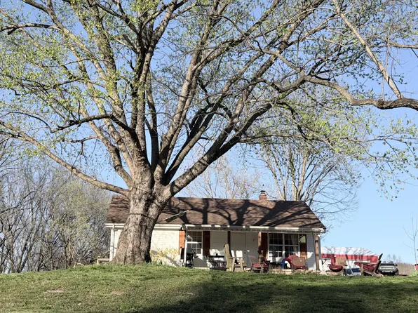 1550 Little Bartons Creek Rd, Cumberland Furnace, TN 37051