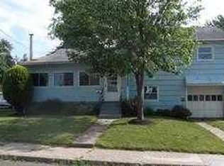 50 Meredith Rd, Hamilton, NJ 08610