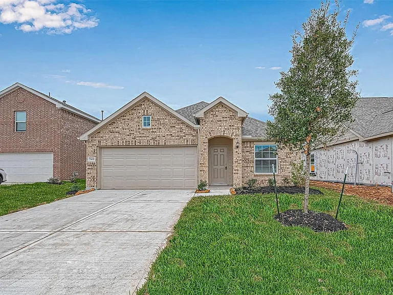 3410 Golden Amber Ct — Photo 2