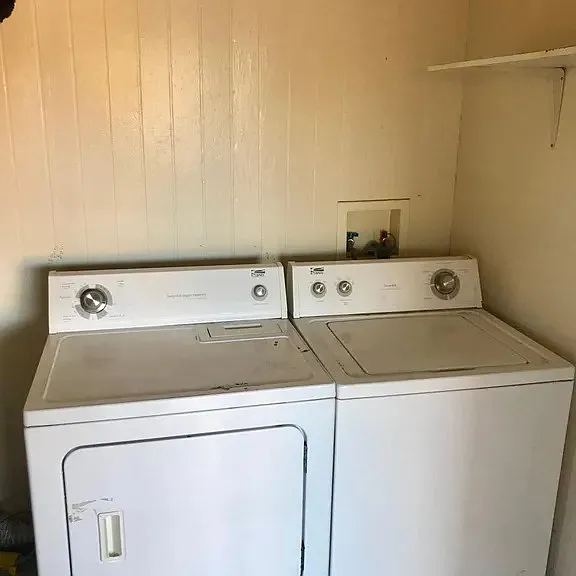 2601 N Euclid Ave — Photo 3