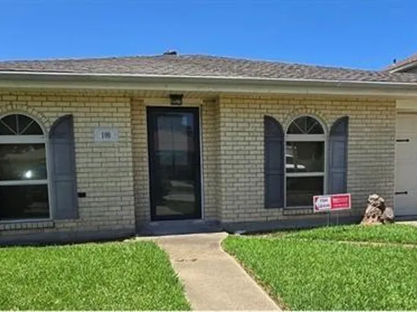 100 Jasmine Ln, Westwego, LA 70094