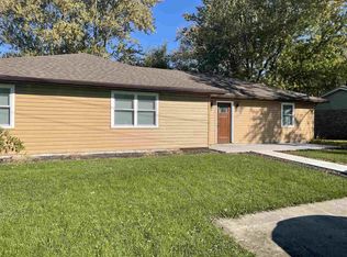 100 E Babb Rd, Eaton, IN 47338