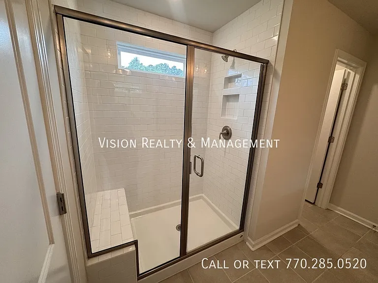 141 Winding River Dr — Photo 24