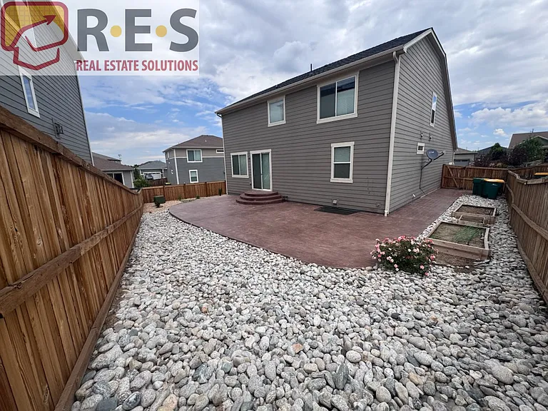 11417 Crater Lake St — Photo 34