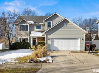 5503 N Pepperwood Ct, Peoria, IL 61615