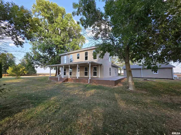 14164 Five Points St, Tallula, IL 62688