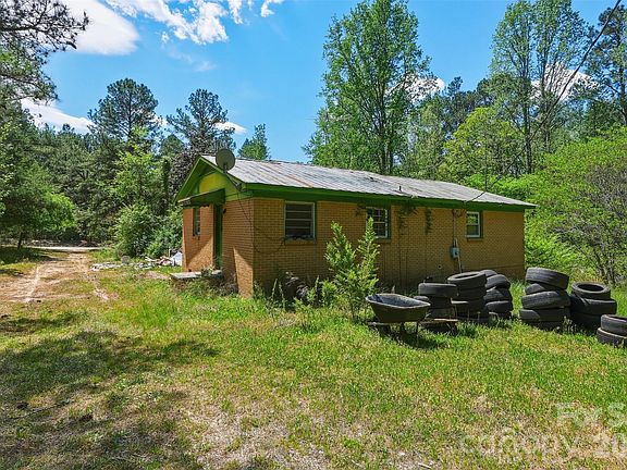 3rd image of 2997 Berry Farm Rd