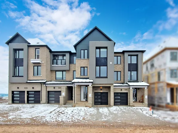 1397 Shevchenko Blvd, Oakville, ON L6M 5P3