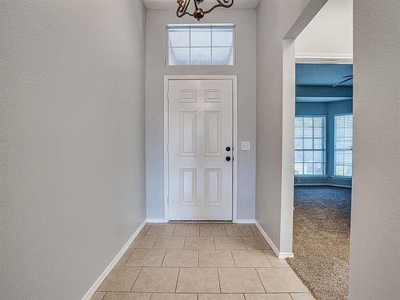 2nd image of 1924 Barrens Cir