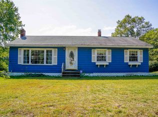 83 Batchelder Rd, Raymond, NH 03077