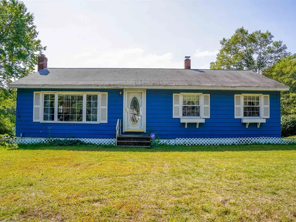 83 Batchelder Road, Raymond, NH 03077