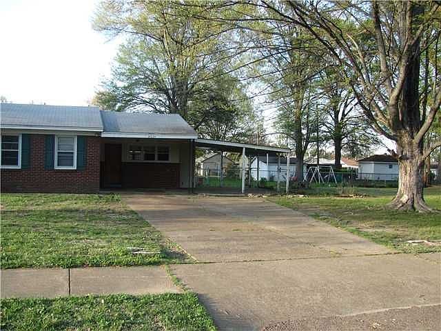 1st image of 4624 Doris Cir S
