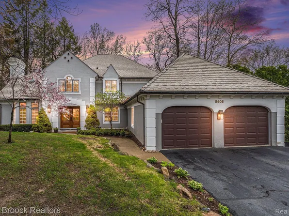 5406 Bristol Parke Dr, Clarkston, MI 48348