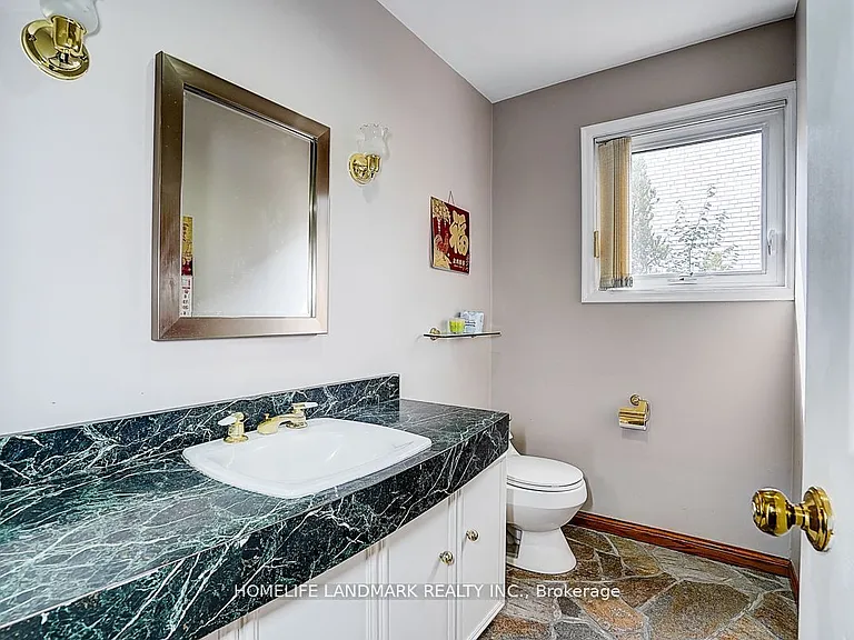 19 Stubbs Dr — Photo 17